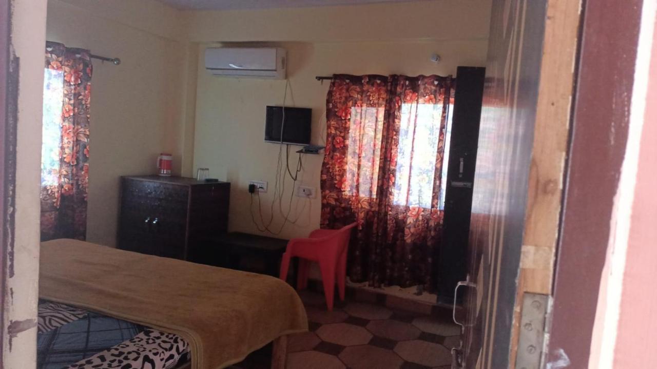 Anand Guest House Mathura Exterior foto